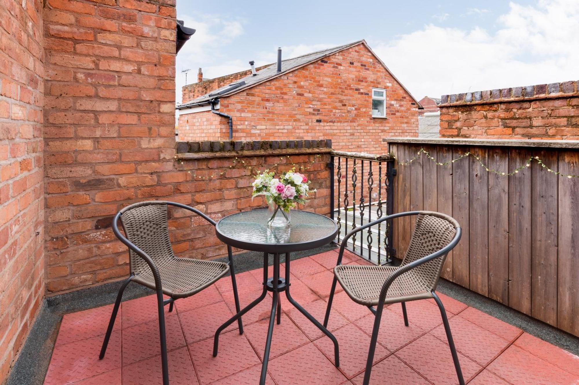 Duplex Loft Apartment With Balcony & Private Entrance In Jq Birmingham Kültér fotó